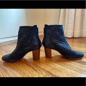 Sézane Black Woven Bootie SZ 40
